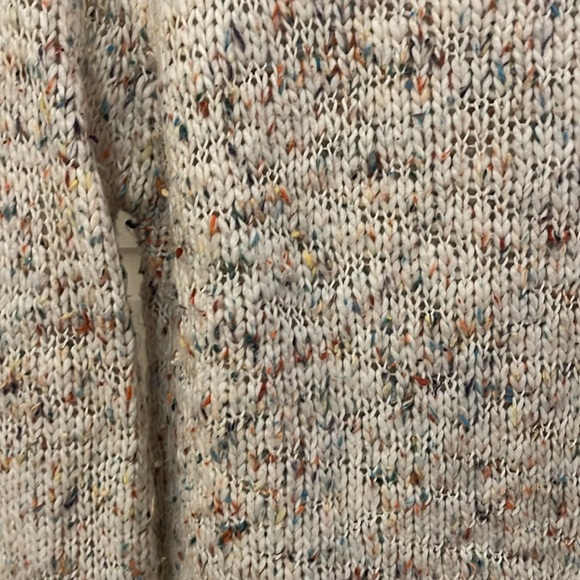 Long sleeve knit sweater - Picture 3 of 4